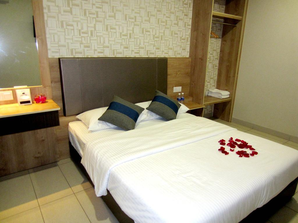 Rg Grand Hotel Batu Pahat Dış mekan fotoğraf